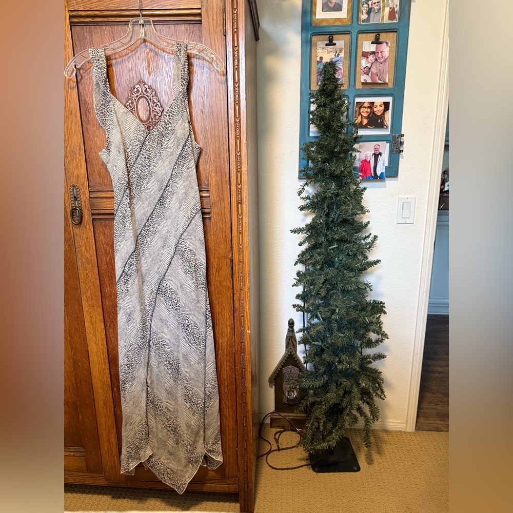Lapis Black and Gray Maxi Dress